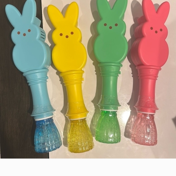 Pick One Colorful Bunny-Shaped Bubble Wands & Light Up New - Picture 2 of 5